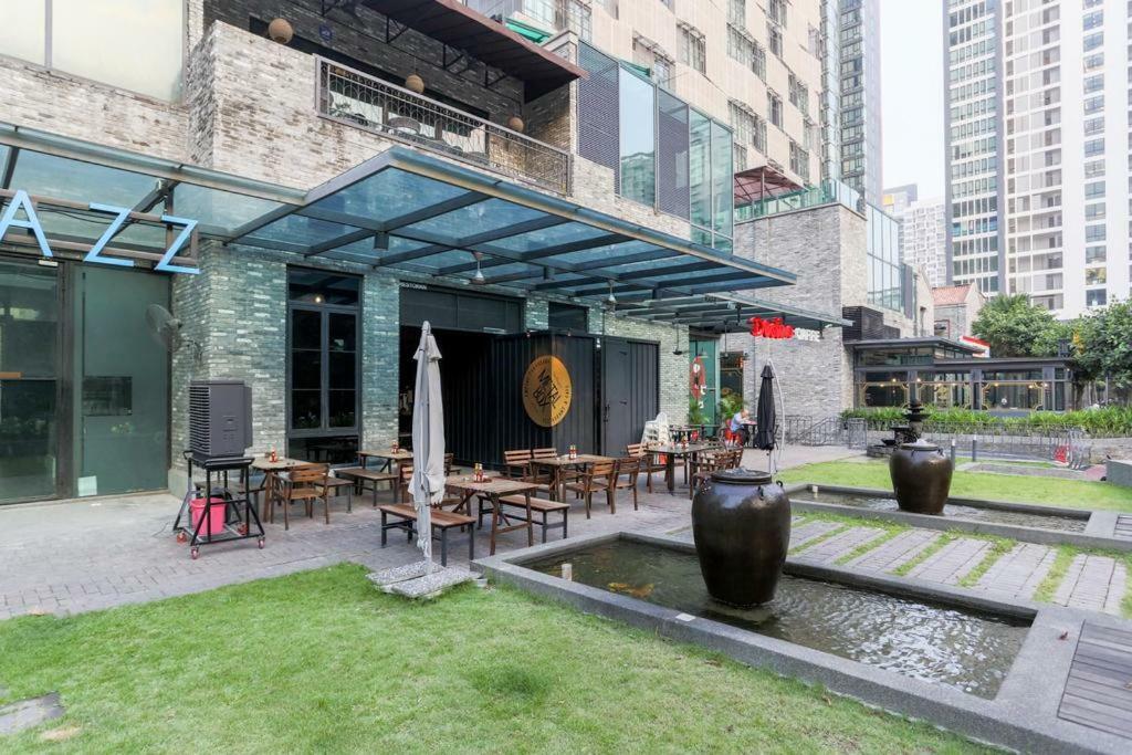 Five Studio - Empire Damansara Петалинг-Джая Экстерьер фото